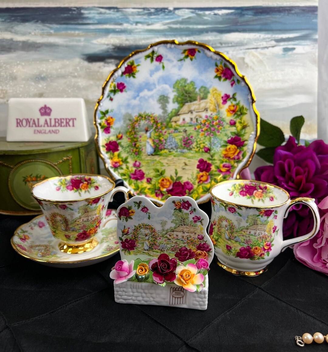 Old Country Roses 25th Anniversary Garden Items, Teacup Set