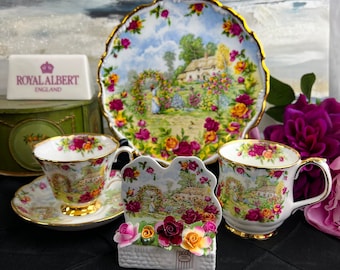 Old Country Roses 25th Anniversary Garden Items, Teacup Set