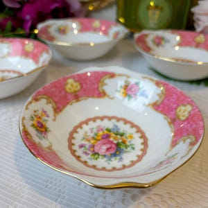 Vintage Royal Albert Lady Carlyle Lugged Cereal Bowl with original 1940s backstamp, 4 available, Sold Separately, made in england bone china