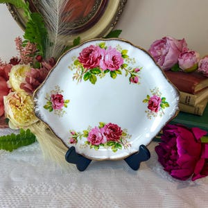 Royal Albert American Beauty Tab handled Cake Plate, Rose Floral Vintage Bone China, made in england
