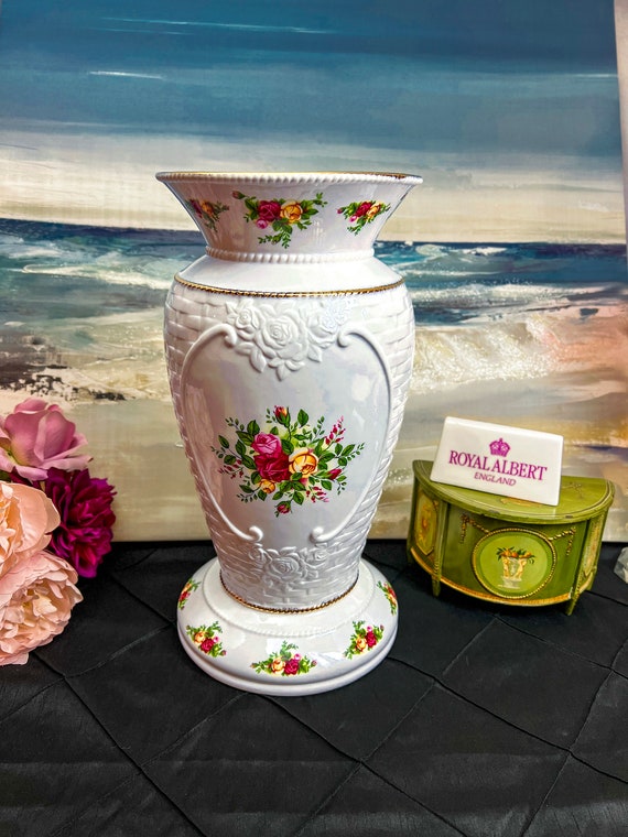 Extra Large Vintage Royal Albert Old Country Roses 14