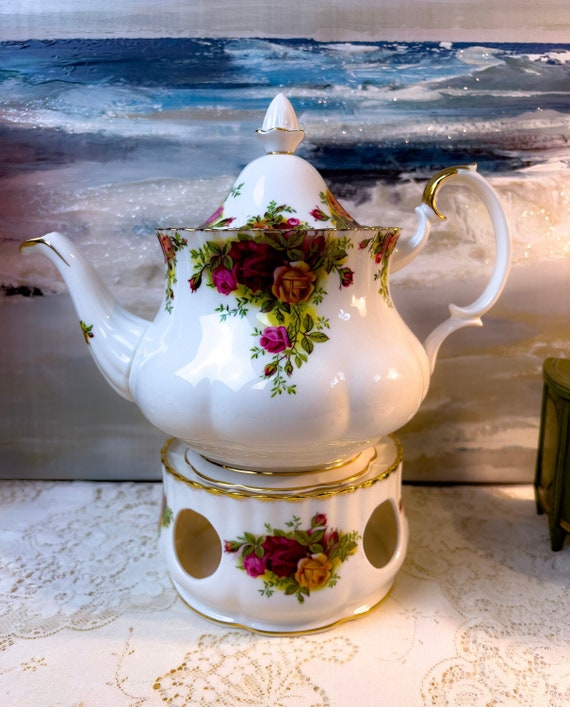 Vintage Royal Albert Old Country Roses Teapot Warmer, English Bone