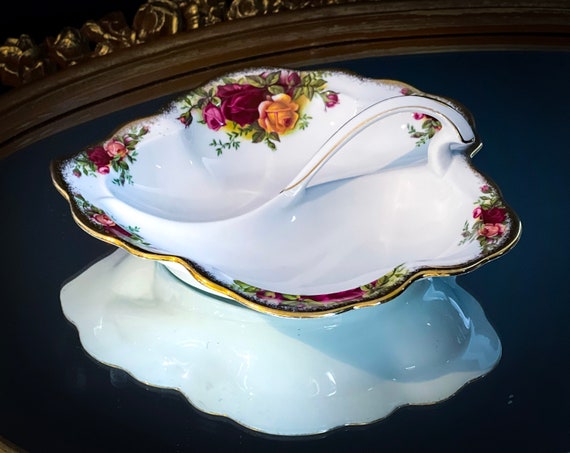 Vintage Royal Albert Old Country Roses Divided Handled Relish