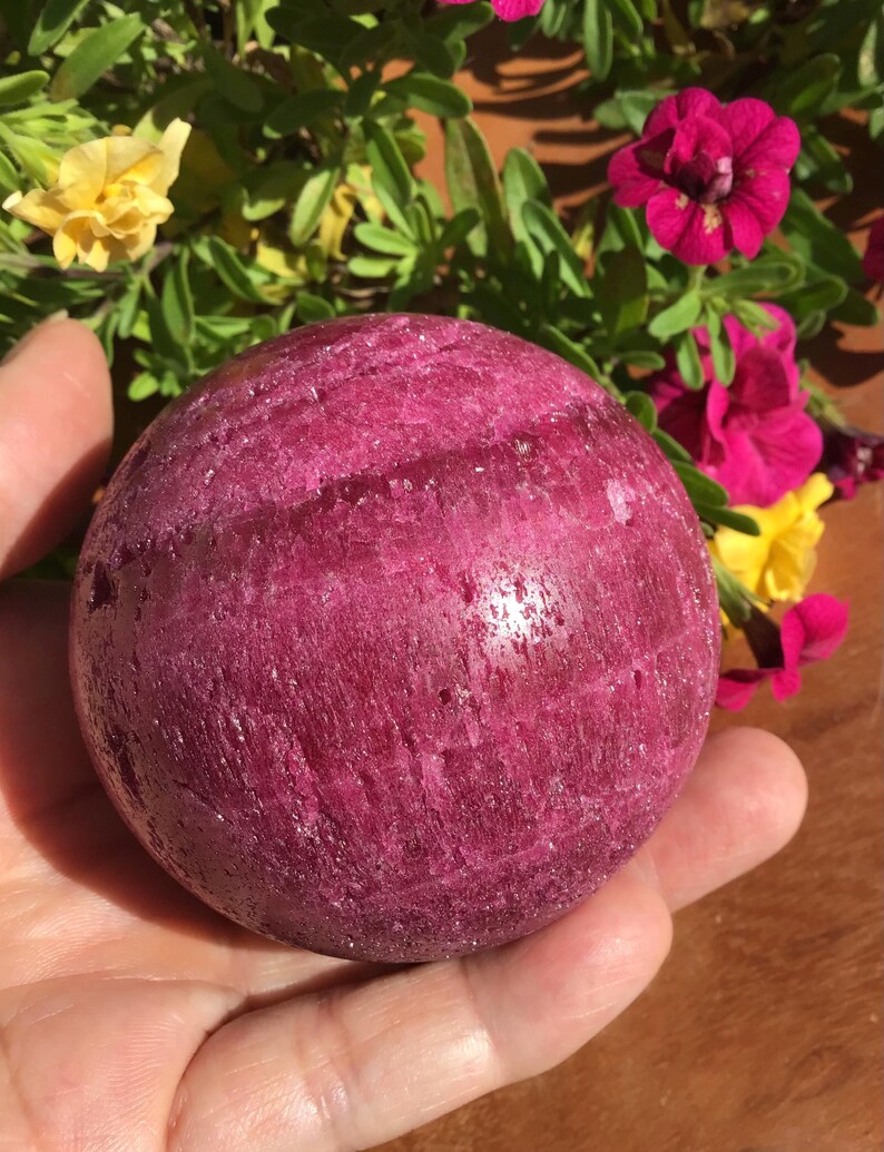 Ruby Sphere imagen 3