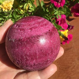 Ruby Sphere imagen 2