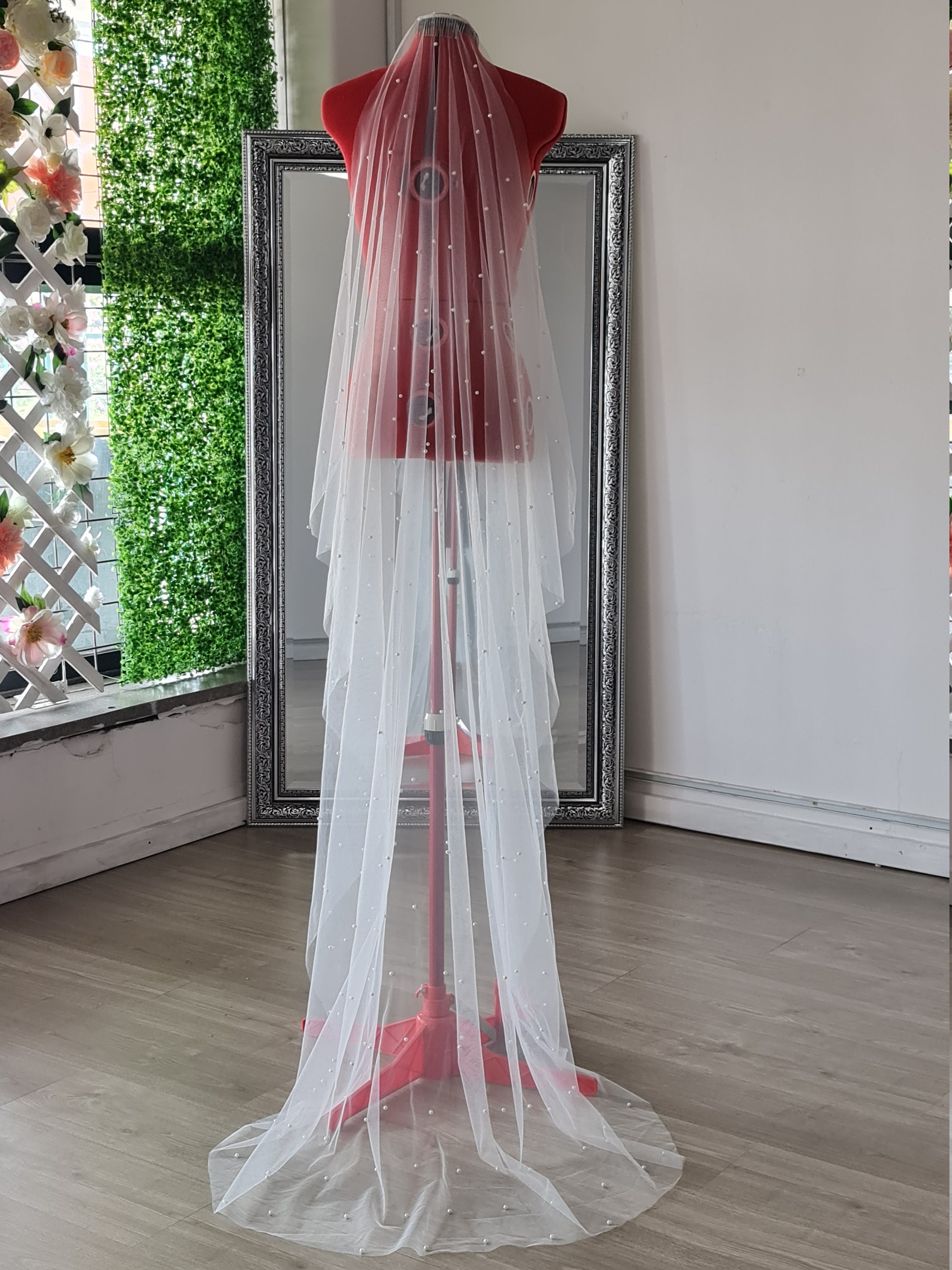 Handmade Pearl veil - never worn Pearl bridal veil, wedding veil - Pearl showers bridal train  main image 2