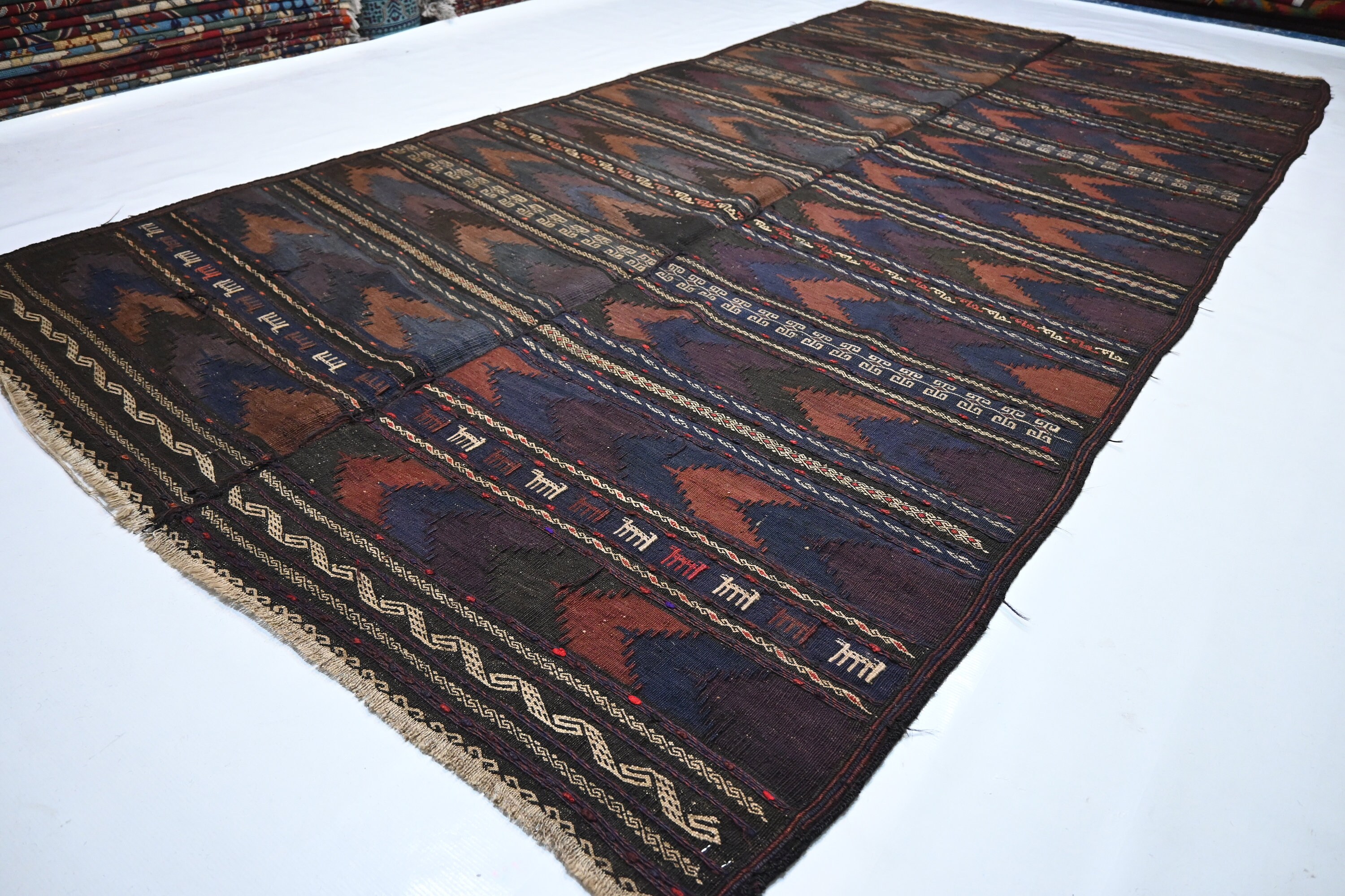 ヴィンテージキリム 1920年代アンティーク 5'5x10'9 ラガリ平織りキリムラグ