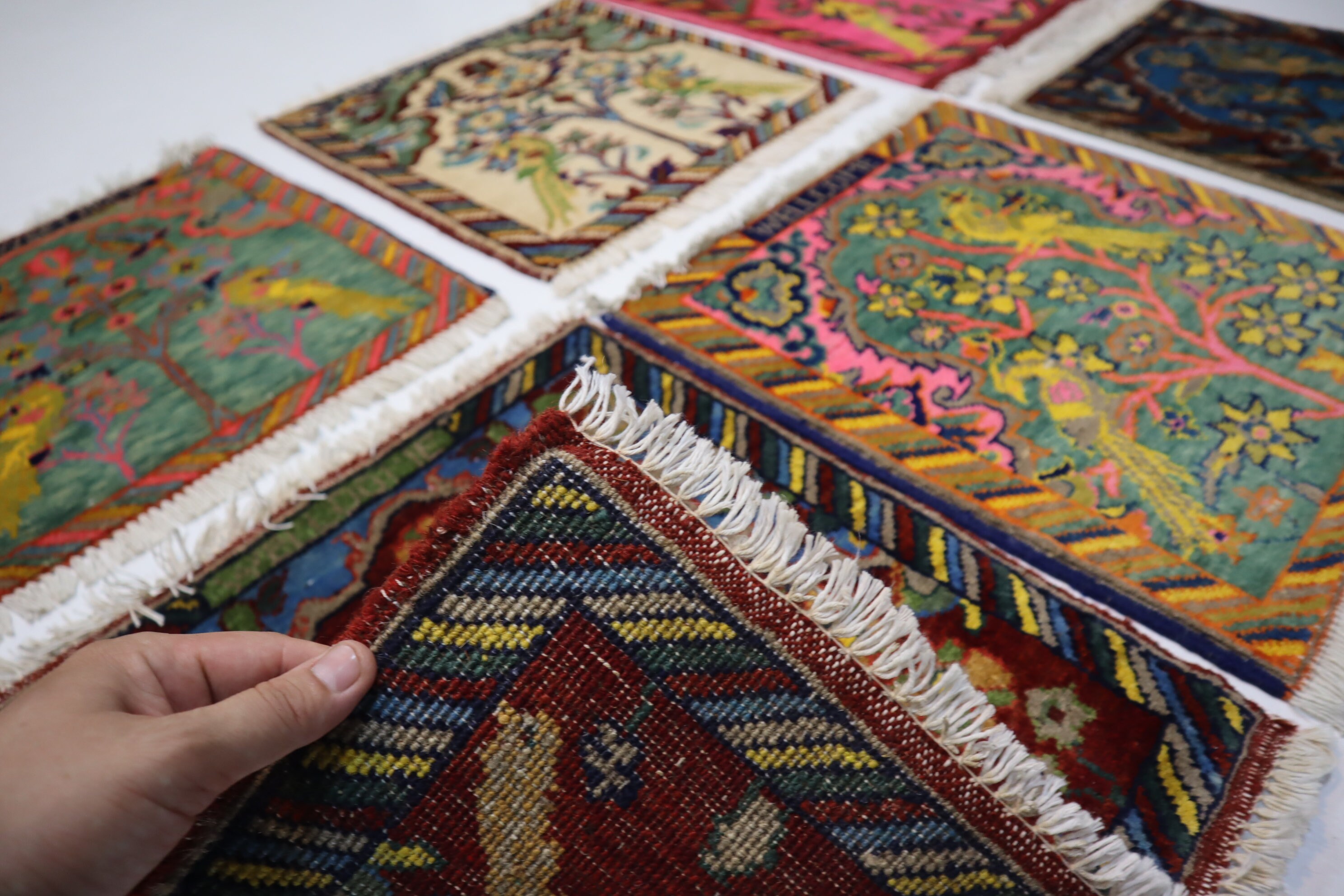 Small Mini Pictorial Gift Rugs / 1'6x1'8 Ft Afghan Hand Knotted Wool ...
