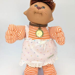 Vintage 1983 Cabbage Patch Kids CAT KOOSA with original Xavier Roberts Koosa clothes - V6004