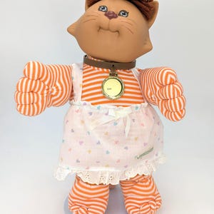 Vintage 1983 Cabbage Patch Kids CAT KOOSA with original Xavier Roberts Koosa clothes - V6004