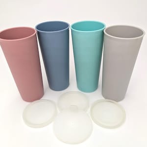Vintage 1980s Set Of 4 Tupperware 16 oz Tumblers with Lids - V4874