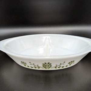 Vintage GLASBAKE Green Daisy Divided Serving/Casserole Dish - V1118