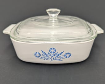 Vintage 1960s Corning Ware Blue Cornflower 1QT Baking/Casserole dish with Lid - V6197