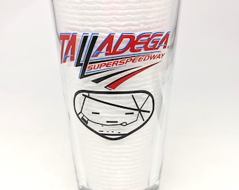 Vintage BUDWEISER NASCAR Commemorative Talladega Super Speedway Pint Beer Glass - V6065