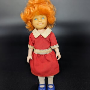 Vintage 1982 Knickerbocker Toys Little Orphan Annie 6&quot; Doll - V2247
