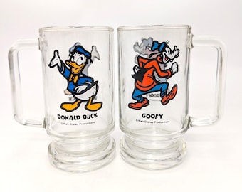 Vintage 1970s 2 Disney Heavy Glass Mugs Goofy and Donald Duck - V5358
