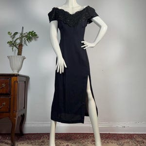 Evening Chic Vintage Black Gown