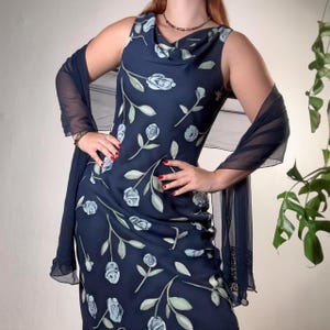 Vestido vintage azul floral sem mangas feito nos EUA