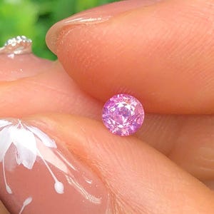 0.40  ct  Natural Silky Sapphire Viet Nam, Opalescent Sapphire,  Unheat Sapphire Luc Yen