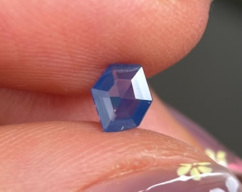 ベトナム、ルーク・イエン産、1.47カラットのバイカラーサファイア