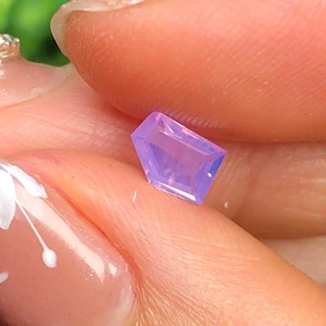 0.49 ct Natural Silky Sapphire Viet Nam, Opalescent Sapphire, Unheat Sapphire Luc Yen
