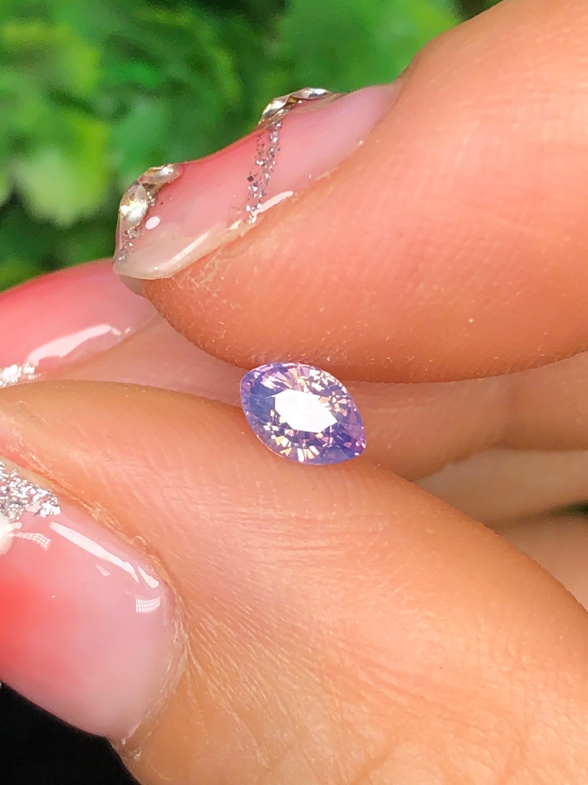 0.43 ct Natural Silky Sapphire Viet Nam, Opalescent Sapphire, Unheat Sapphire Luc Yen