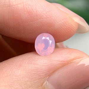 0.74ct  Natural Silky Sapphire Viet Nam, Oval Shape, Unheat Sapphire Luc Yen