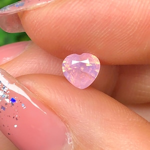 0.60  ct  Natural Silky Sapphire Viet Nam, Opalescent Sapphire,  heart Shape, Unheat Sapphire Luc Yen