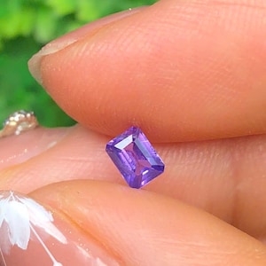 0.35 ct Natural Silky Sapphire Viet Nam, Opalescent Sapphire, Unheat Sapphire Luc Yen