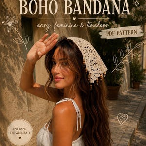 Op de afbeelding: Afbeelding die een haakpatroon voor een Boho Bandana promoot. De crèmekleurige bandana heeft een kanten ontwerp en houten kralen. De tekst luidt "easy, feminine & timeless" en "instant download". Het is een PDF-patroon.