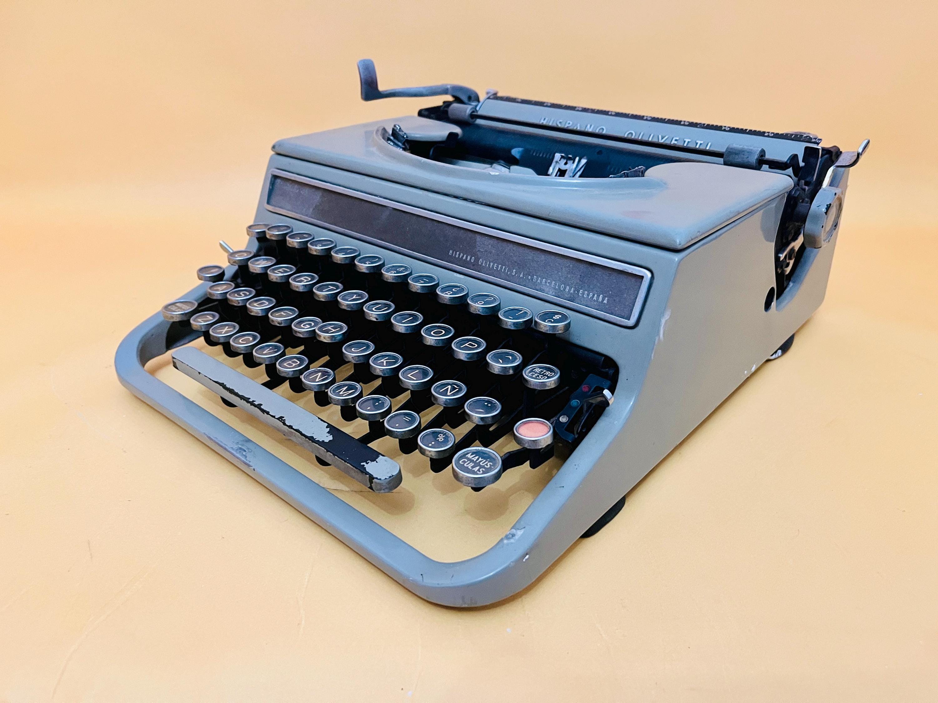 olivetti STUDIO46 タイプライター オリベッティ il_fullxfull.7450614530_30vp.jpg