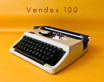 Working Typewriter Vendex 100 White Typewriter with Case Manual Typewriter QWERTY 1970s Retro Japanese Metal Typewriter Gift Writer Office