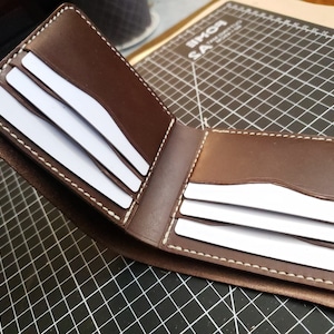 Portefeuille en cuir à deux volets - Cuir plein fait à la main