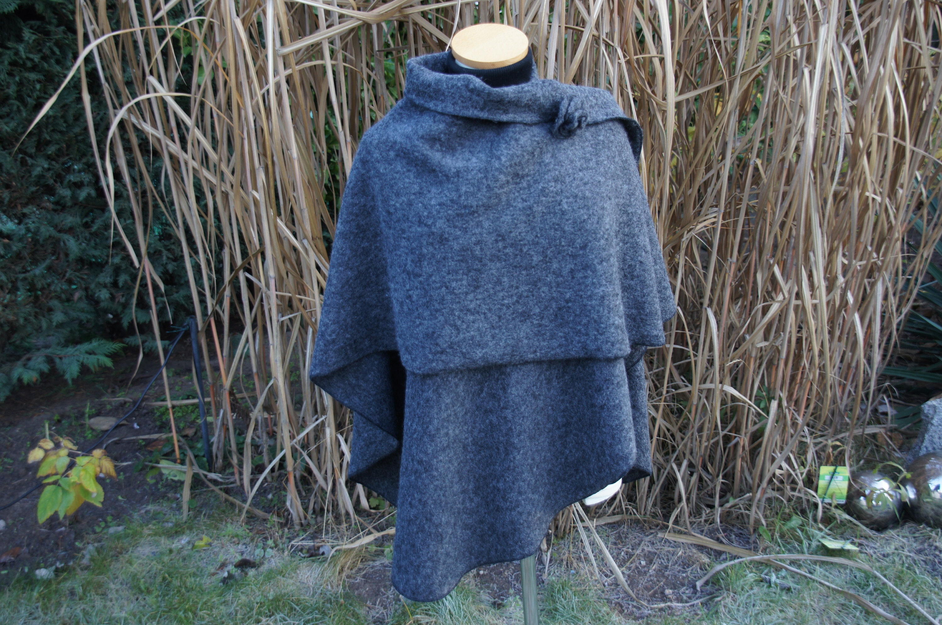 Poncho in lana cotta Italia