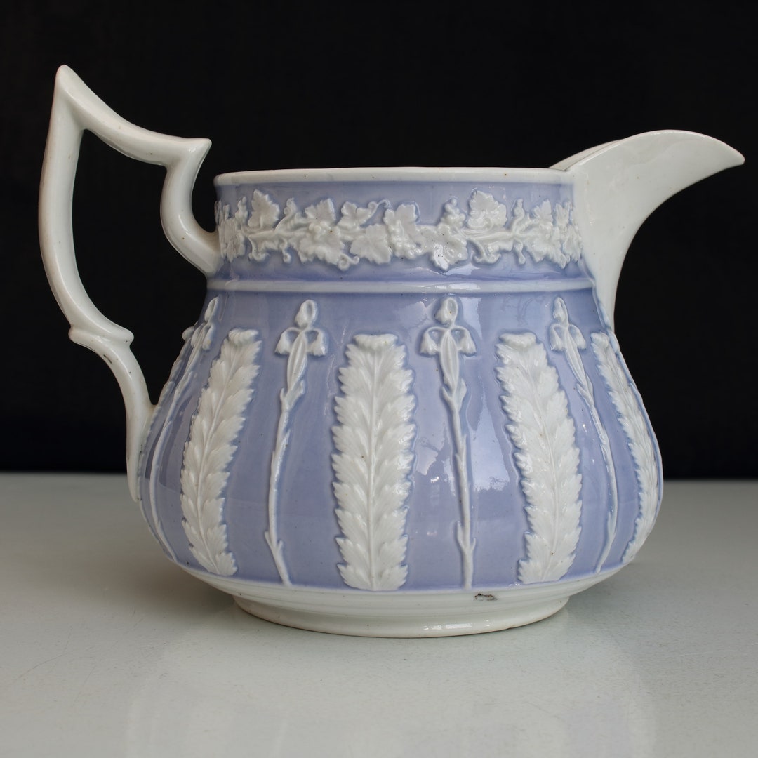 Sprigged Antique Georgian Sprigged Jug Lilac With White Acanthus and Bluebell ...