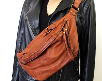 Sling Bag Leather Pouch bag fanny pack in Soft Leather Waist Bag Made in Italy