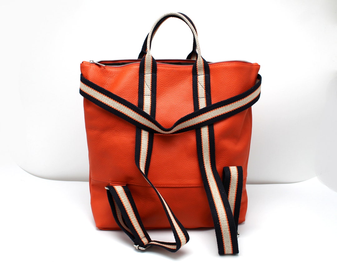 Backpack and Shoulder Bag in Leather Two Styles in One Bag in Soft