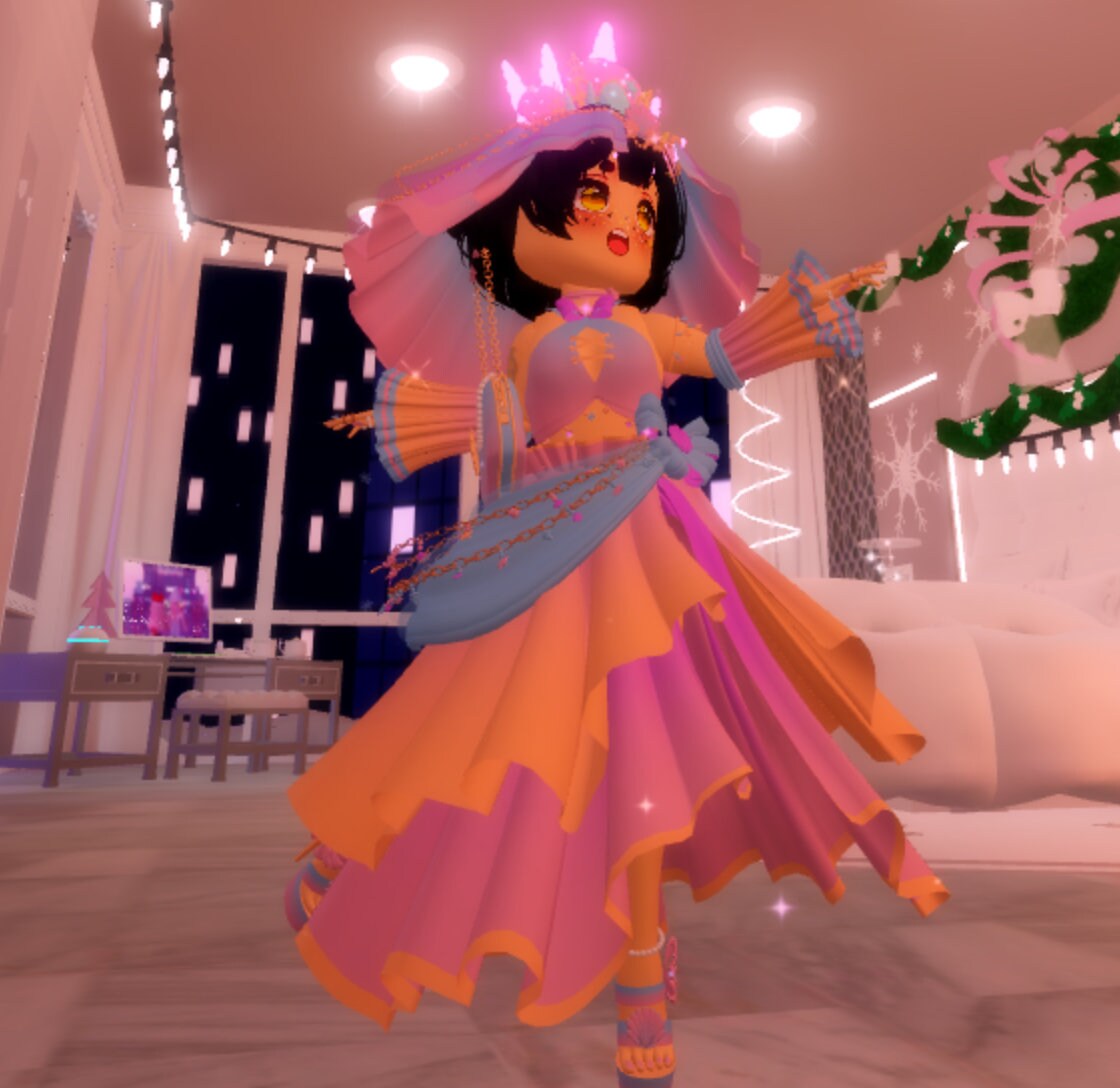 Roblox _ Royale high _ Outfit Change _ Dinner Party Wear - video