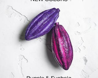 Realistische Cacao Pod Prop: paarse en fuchsia cacaovruchten voor weergave!