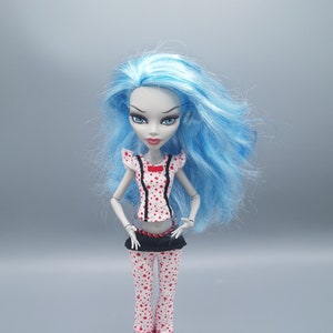 Monster High Ghoulia Yelps Physical Deaducation Mattel MH Doll With  Original Outfit, Shoes & Glasses preowned See Description 