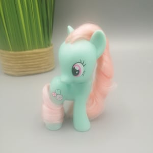 Vintage MLP Minty G4, brushable, collectible toy Hasbro, excellent condition