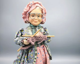 Rare Vintage 1993 Granny World 22