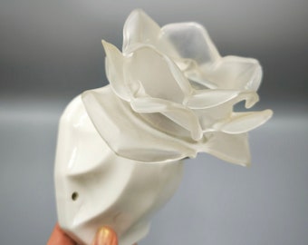 Vintage Art deco wall lamp in the form of a rose, rare 1950s lamp, porcelain and frosted glass, antique wall decor