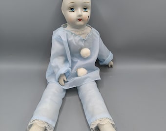 Pierrot de porcelana vintage, muñeco Pierrot con cuerpo de trapo, mimo francés triste, Pierrot llorando, regalo conmovedor