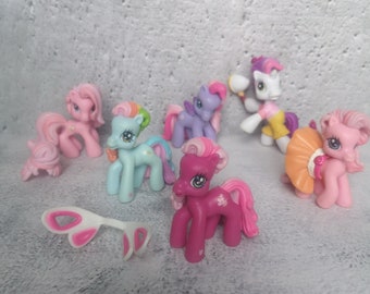 My Little Pony Light Reveal figurer med vingar som lyser i mörkret F8702