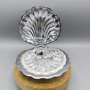 Vintage silver box in the shape of a shell, vintage butter dish, caviar serving, metal shell for storage, collecting, cute romantic gift