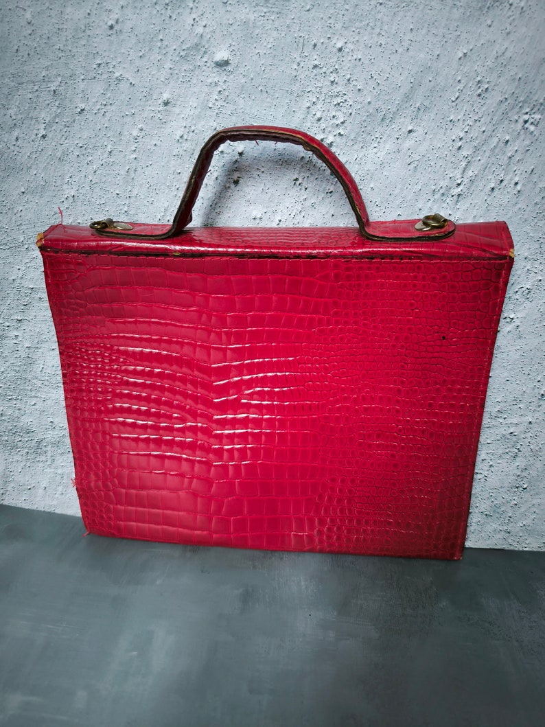 Vintage Bright Red Leather Briefcase, Imitation Crocodile Leather, Chic ...