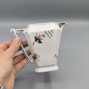 Vintage porcelain jug/milk jug Art Deco, 1930s collectible porcelain jug, Bloch & Co Eichwald, Czechoslovakia, fine gift for the collector