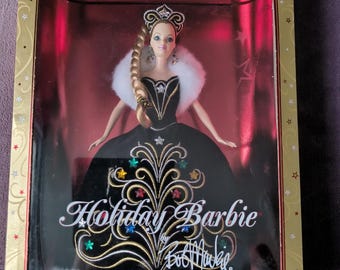 バービー人形　Holiday Barbie 2006　ボブマッキー　ヴィンテージ Amazon.com: Barbie 2006 Holiday Doll by Bob Mackie : Toys