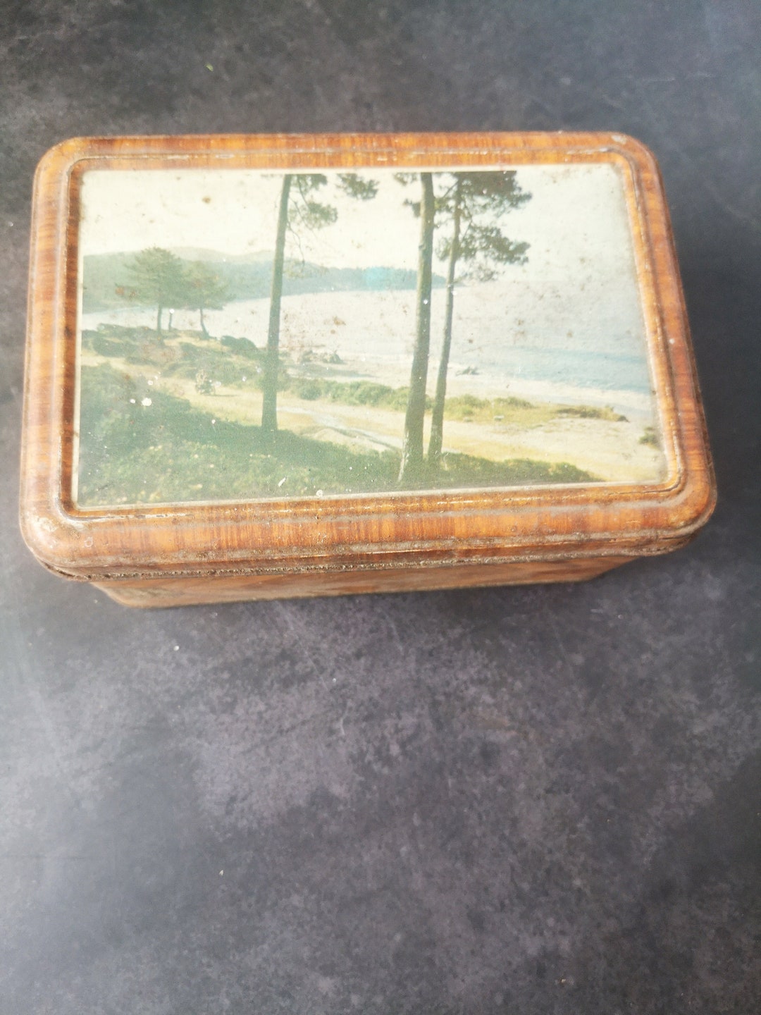 Ancienne boite en étain Teniers métal ton argent années 30 Belgique articulée | eBay